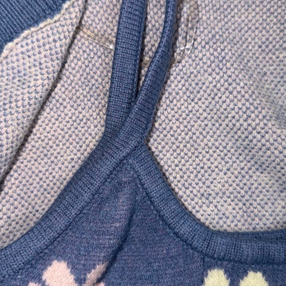 Floral Patterned Blue Cardigan - Picture 16 of 16